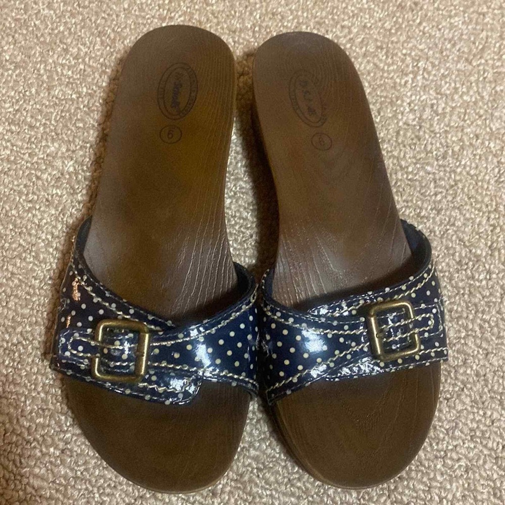 Dr. Scholl's Navy Blue and White Polka Dot Slide Sandals. Size 9